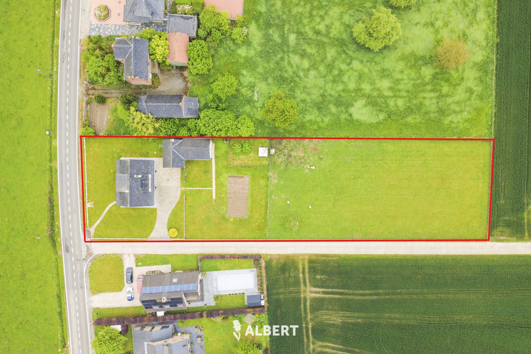 Landelijke woning met bouwgrond, bijgebouw en weideland - foto 3