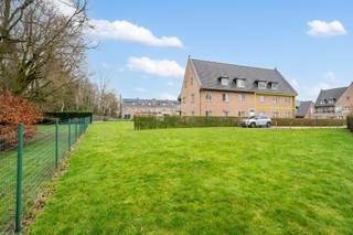 Residentie Elisabeth ligt op een 2de bouwlijn waardoor u in een rustige en groene omgeving kan wonen aan de rand van het Anthos park.Het...