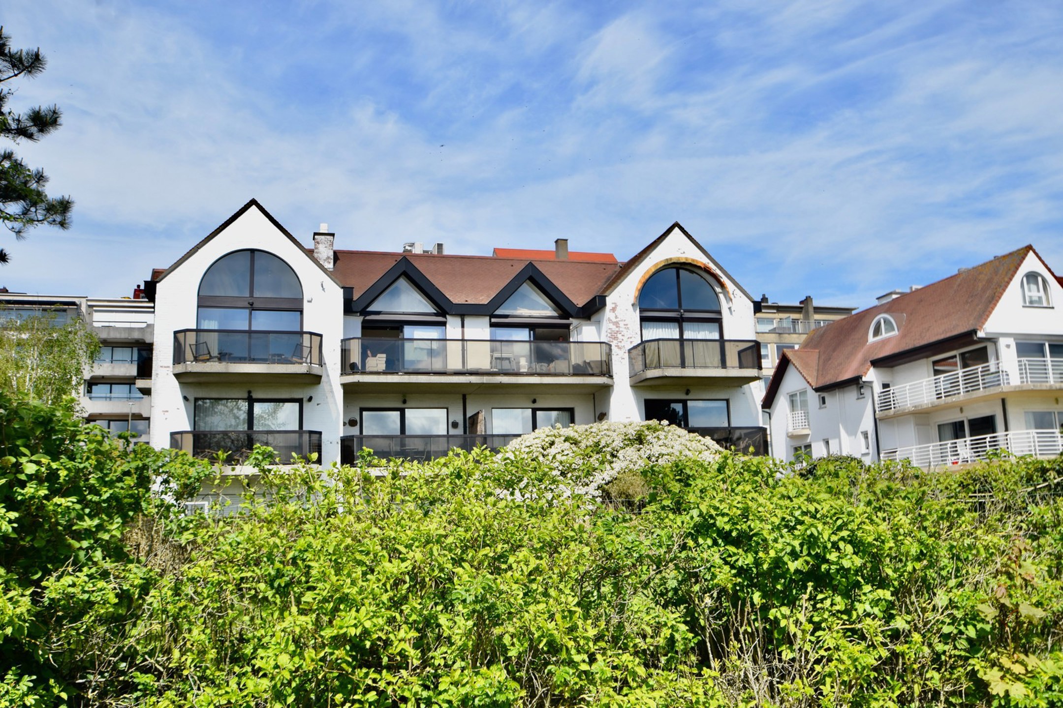 Garagebox te huur, goed gelegen in de Kustlaan nabij de winkels. - foto 5