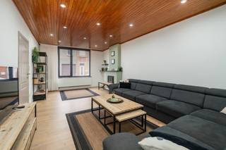 [[ DIT PAND NEEMT DEEL AAN DE ERA OPEN HUIZEN DAG OP 14/3 VAN 16:00 TOT 17:00 ]] Ligging &amp; indelingIn de Groenstraat, op een gunstige locatie...