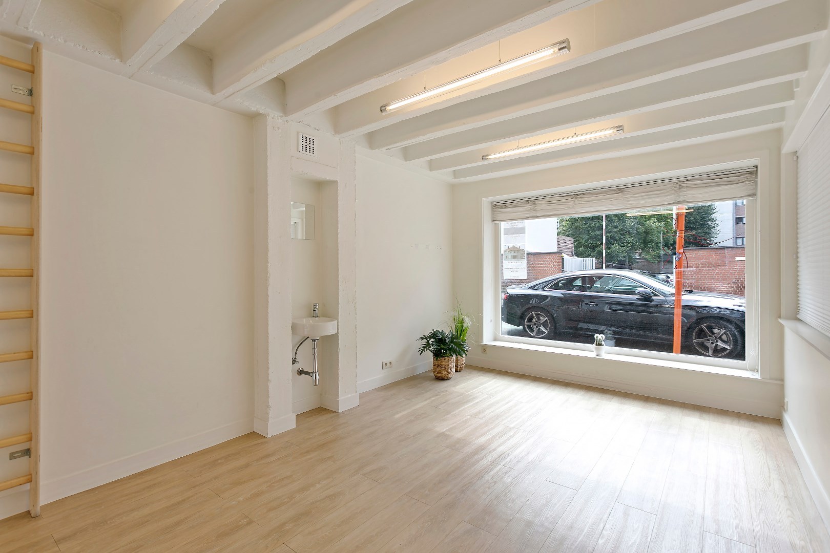 Commercial for rent in Kortrijk - photo 3