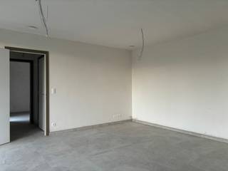 Nieuwbouw appartement met 1 slaapkamer, terras en ondergrondse autostaanplaats in het centrum van Ravels.Het appartement omvat een inkomhal,...