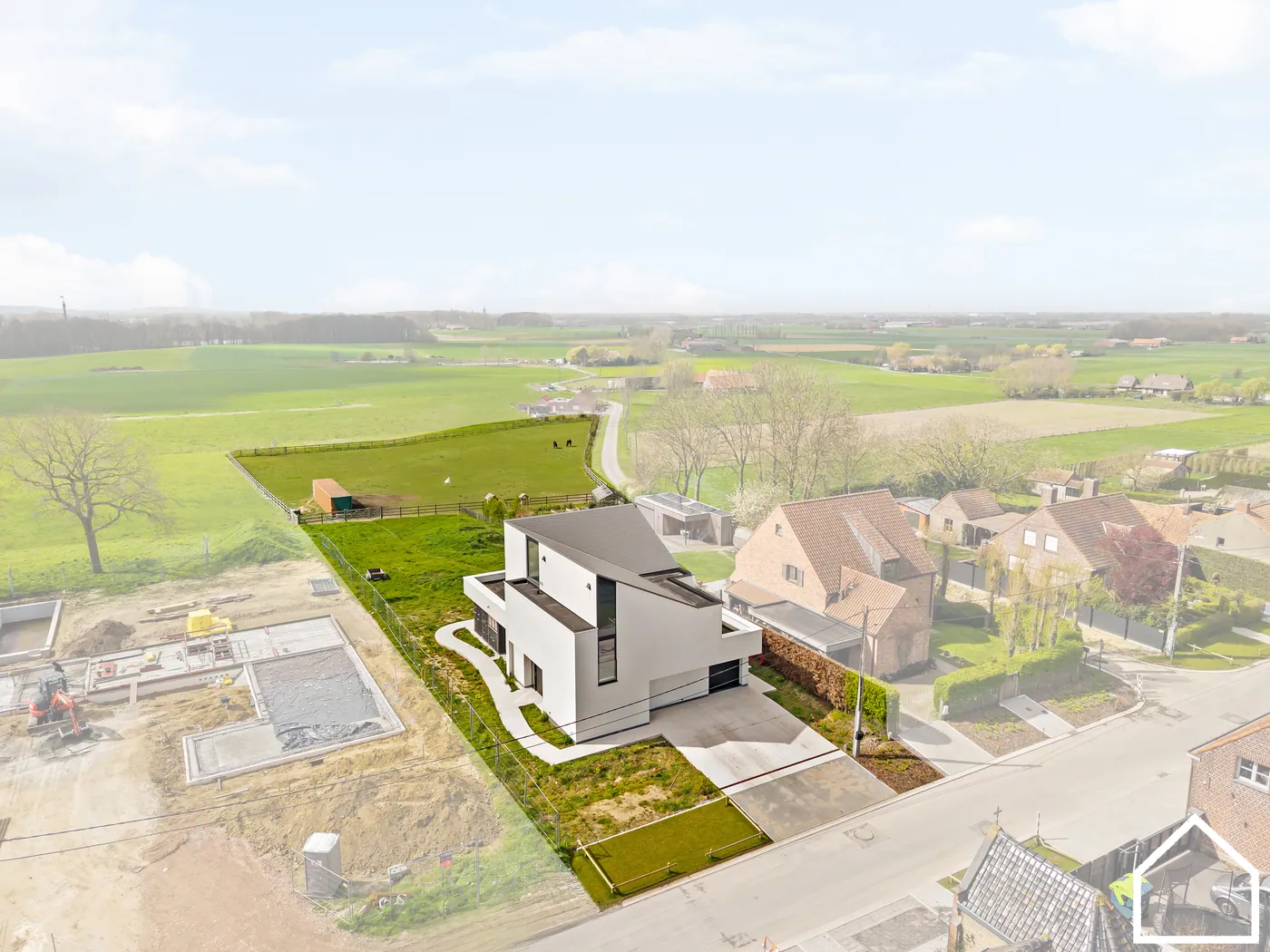 PRACHTIGE VILLA VERKOCHT VOOR PUBLICATIE IN ZONNEBEKE - foto 2