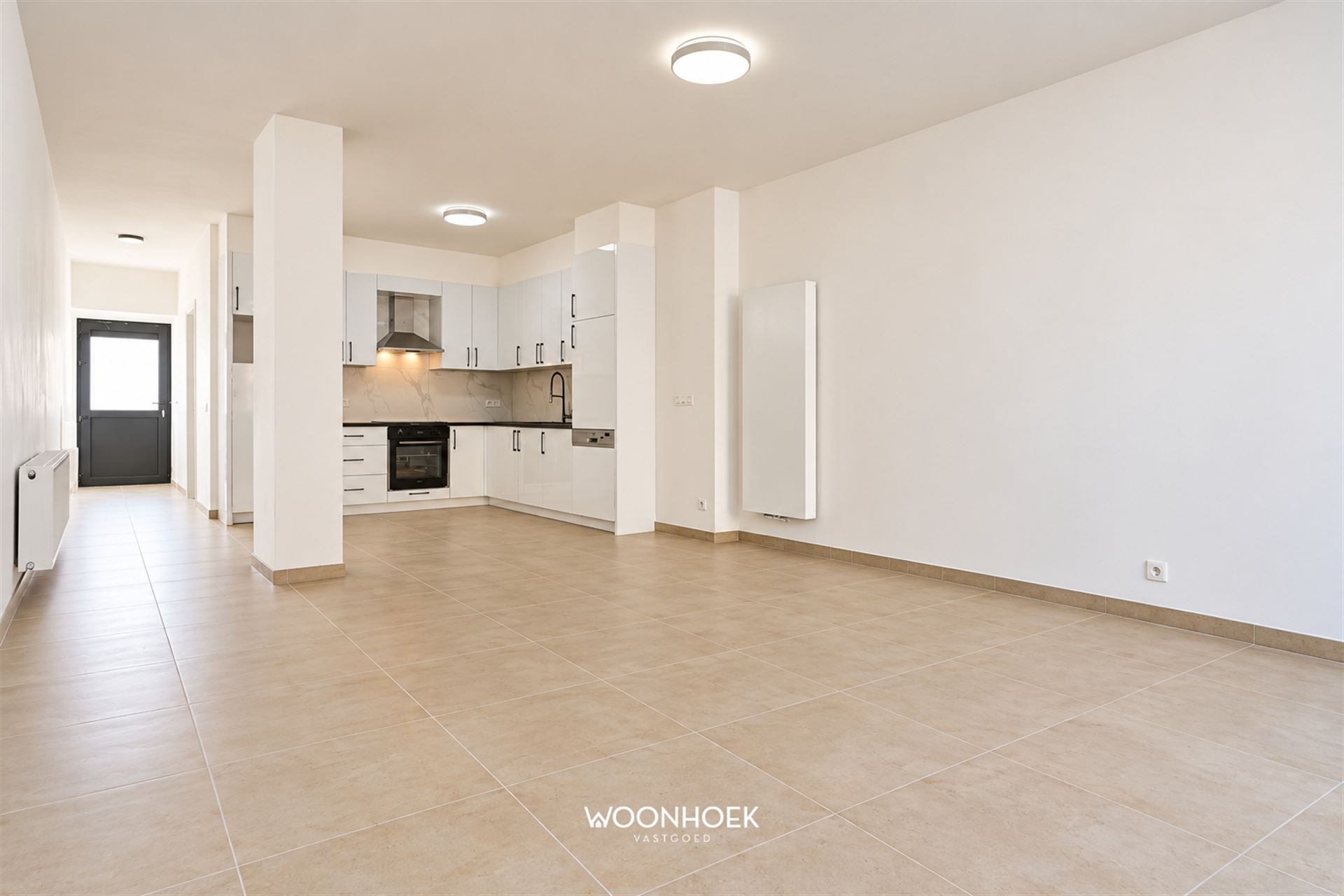 Gerenoveerde, 5 slaapkamer woning anno 2026 met label B! - foto 1