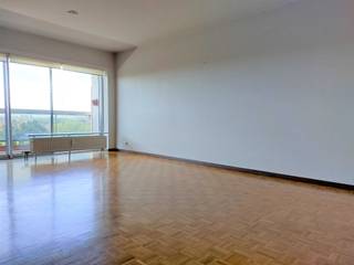 Ideaal gelegen appartement op de 7 de verdieping met 1 slaapkamer en groot terras met adembenemend panoramisch zicht over Antwerpen en de...
