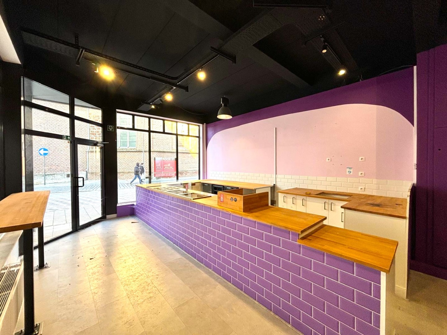 Opbrengsteigendom bestaande uit 1 handelsruimte met 3 bovengelegen appartementen - foto 4