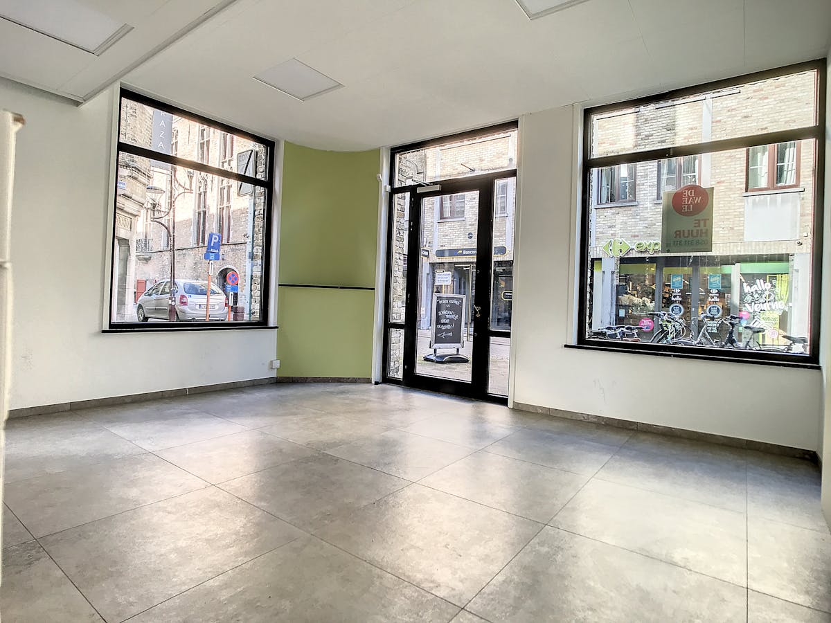 Handelsruimte te koop in Ooststraat te Veurne - foto 4