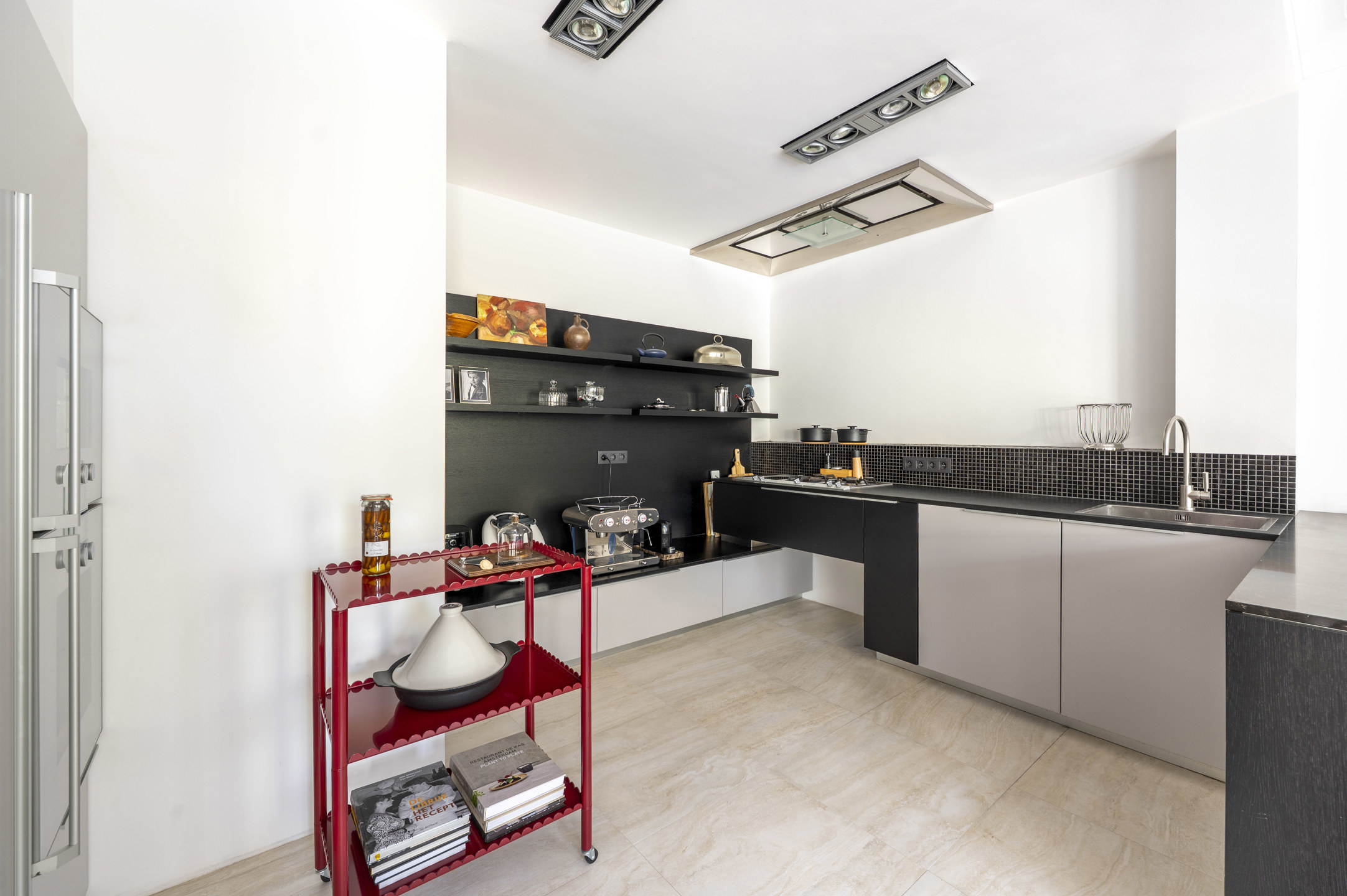 ANTWERPEN - Gerenoveerd appartement met 10 m facade - foto 4