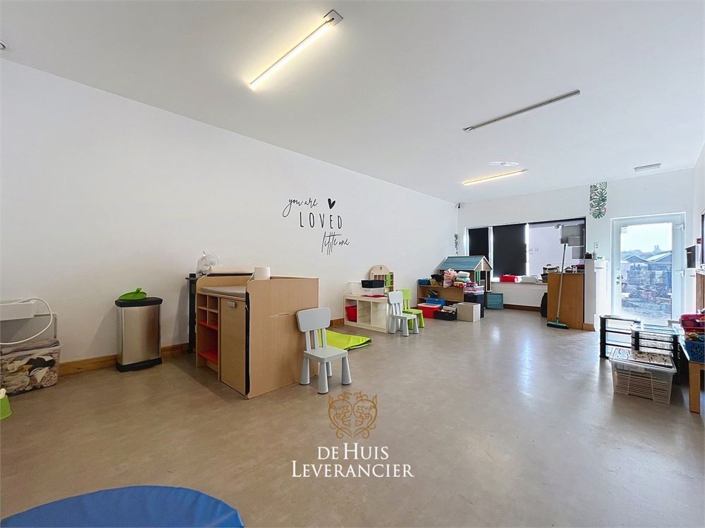 Uniek gebouw met handel en woongelegenheden te koop in Rumst - foto 5