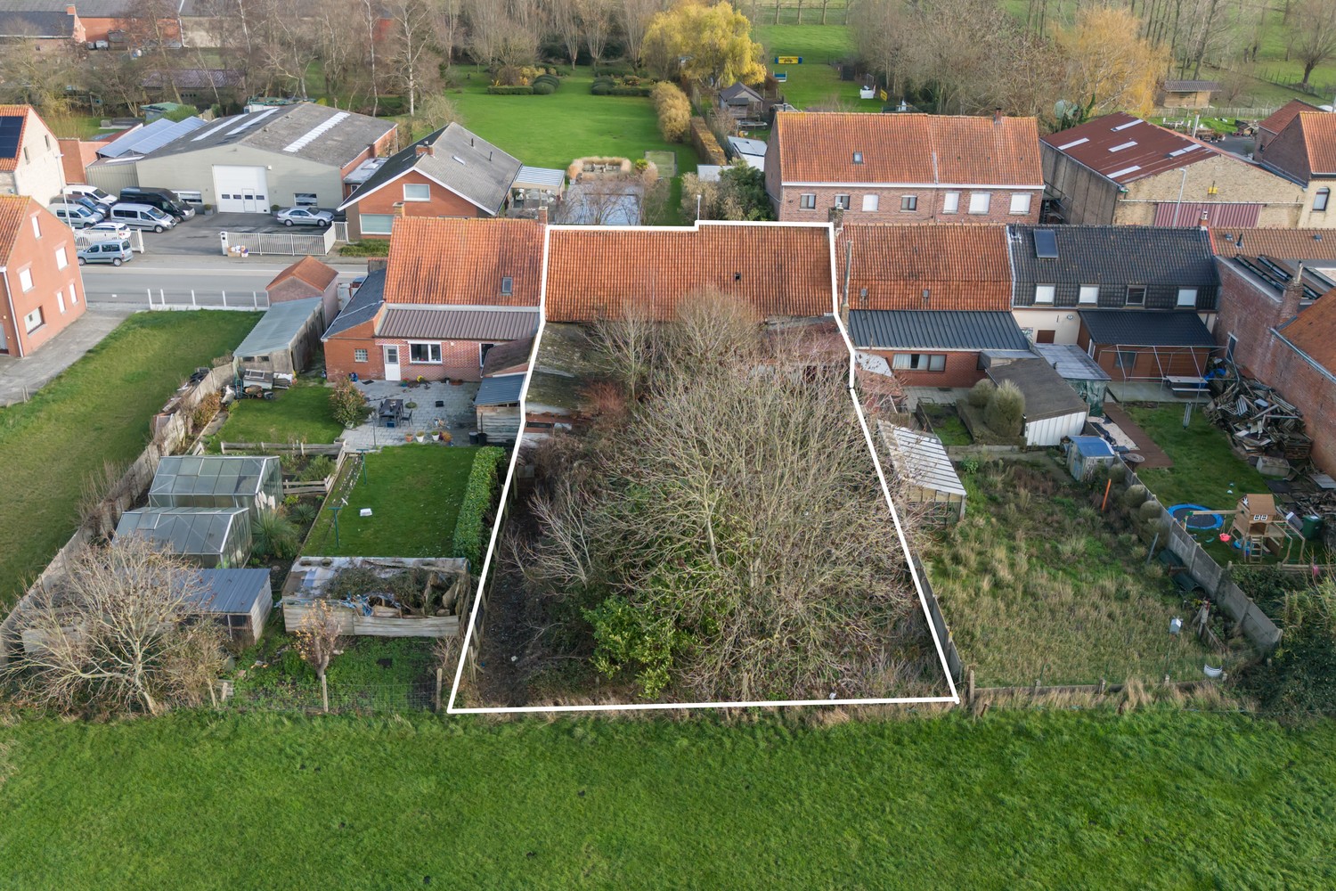 KROMBEKE: Afbraakpand op 730m² grondoppervlakte met goedgekeurde verkaveling voor 3 bouwloten, georiënteerd naar de avondzon. - foto 2