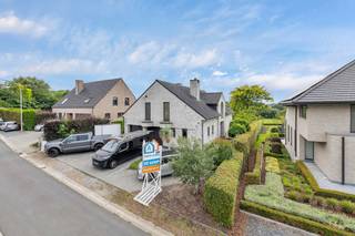 House for sale in Roosdaal