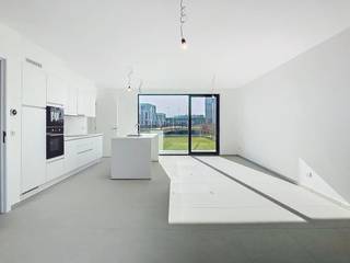 Deze nieuwbouwwoning te huur is een BEN-woning en is voorzien van een tuin met terras. Deze woning biedt een perfecte combinatie van modern design...