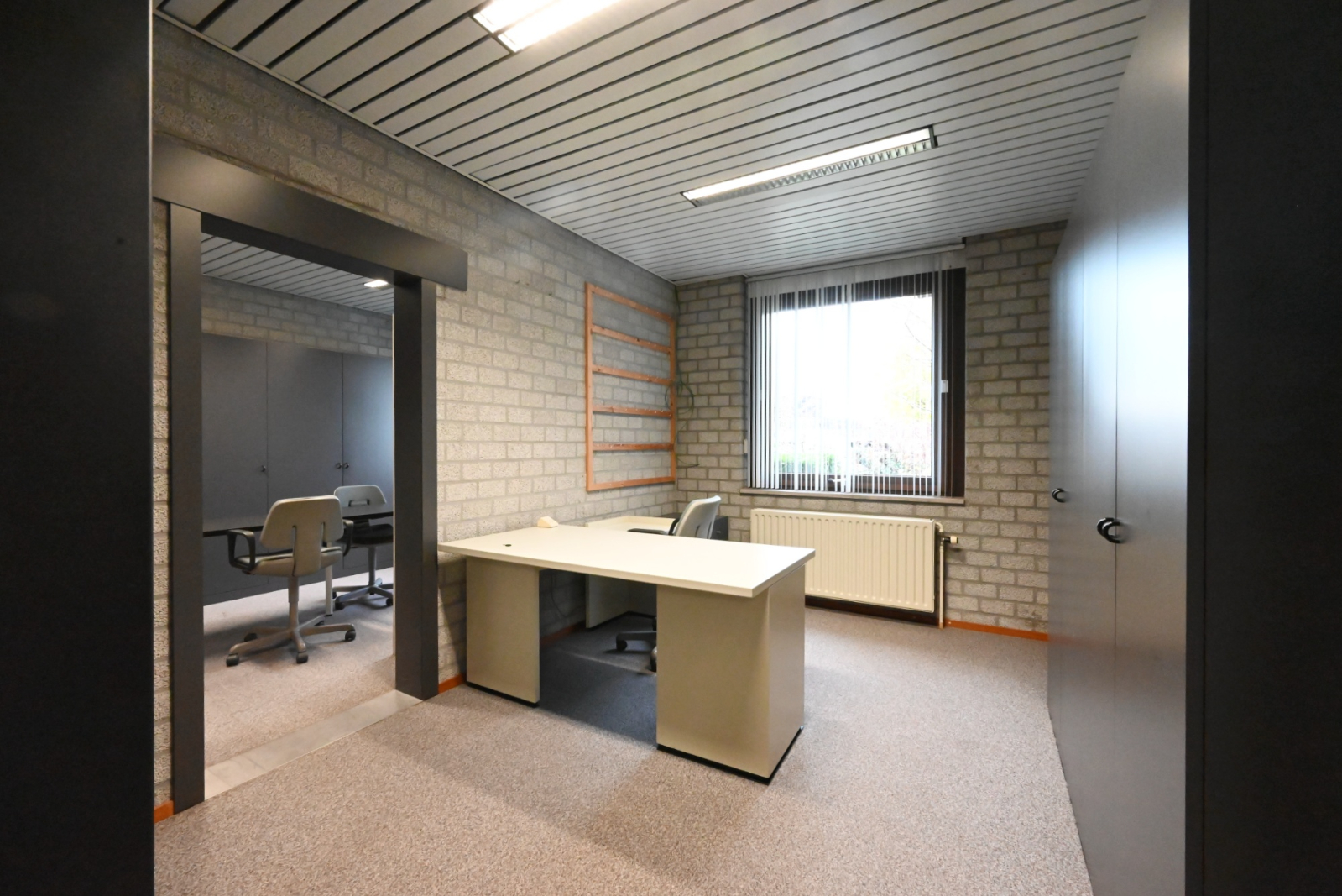 Commercial à louer à Roulers - photo 4