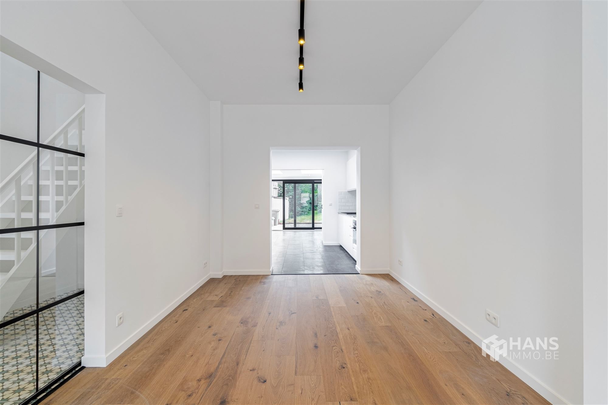 Pachtig gerenoveerde woning op toplocatie - foto 4