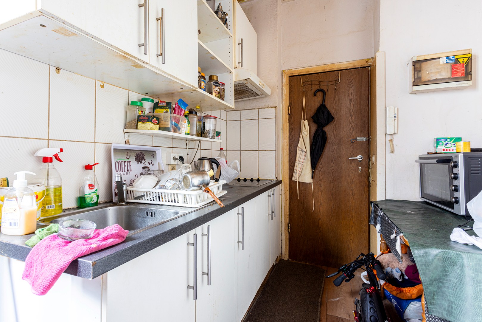 Centraal gelegen opbrengsteigendom in 2060 Antwerpen - foto 3