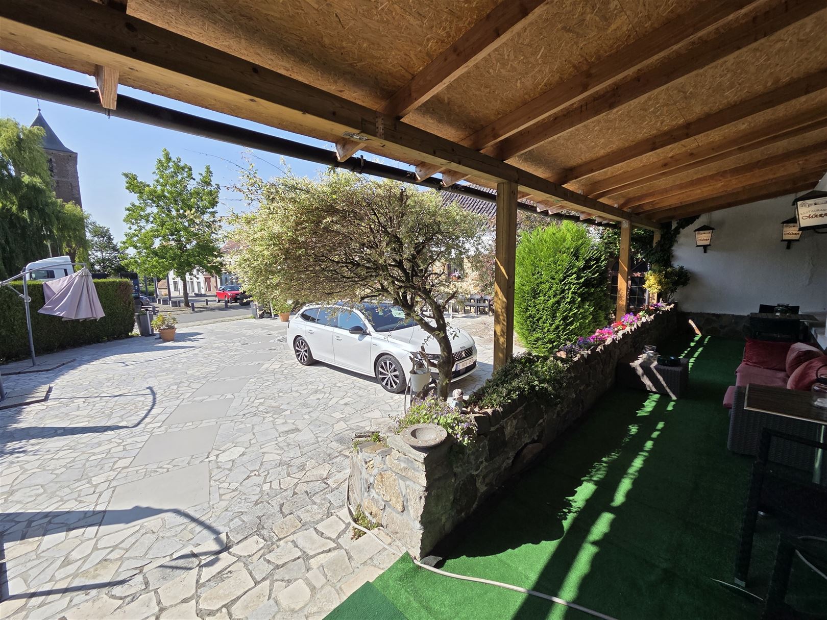 Bâtiment polyvalent: restaurant, hôtel et salle de fête - photo 4