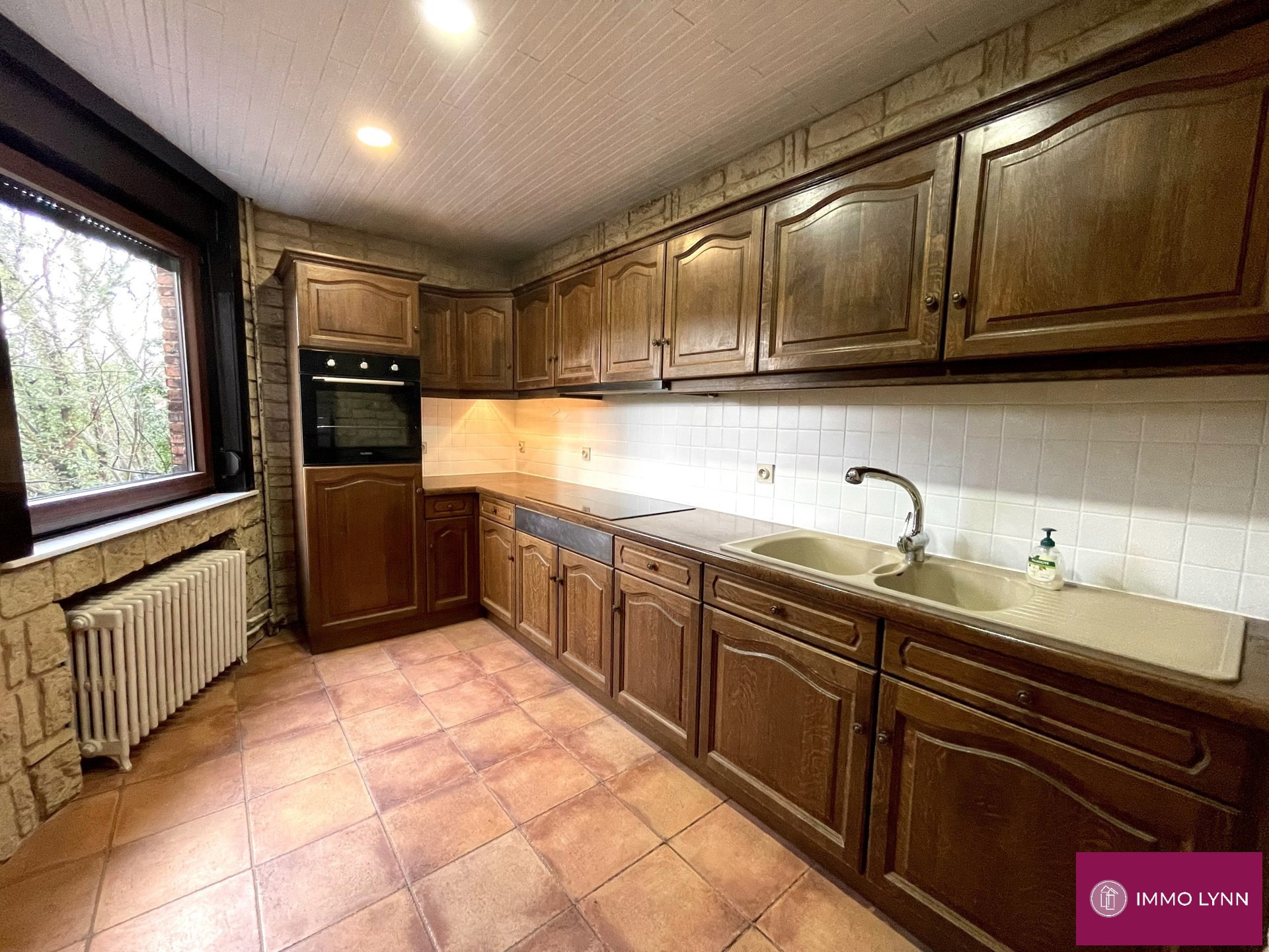 Instapklare bel-etagewoning met 3 kamers en grote garage. - foto 5