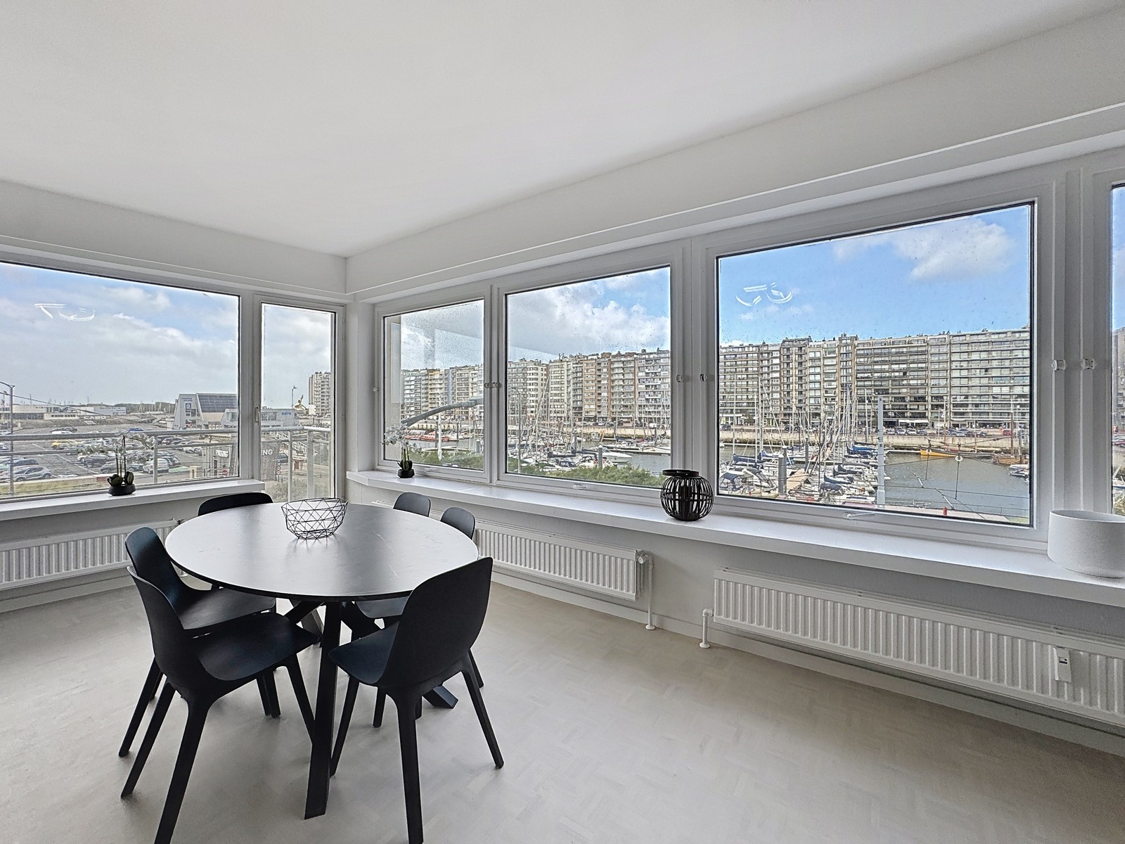 GERENOVEERD gemeubeld appartement aan de JACHTHAVEN met 3 slpks én 3 terrassen! - photo 4