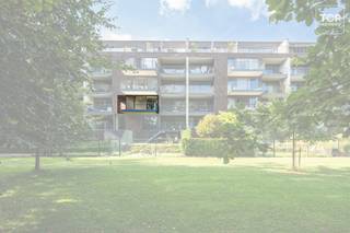 Gelegen in Sint-Denijs-Westrem, vlakbij Gent-centrum en nabij invalswegen, vinden we dit instapklaar 1 slaapkamer appartement in de residentie Wings I.<br /><br />Het appartement is het meest geschikt voor singles of een koppel. De indeling is als volgt: je komt binnen in de keuken, voorzien van een vaatwasser, oven en ijskast met diepvries. Vervolgens is er de leefruimte met zicht op de prachtige tuin. Ook vanuit de slaapkamer geniet je het mooie zicht naar buiten. Badkamer met toilet, ligbad en wastafel. In de berging is er een voorziening voor een wasmachine. <br /><br />Verdere troeven: <br /><br />·Lichtrijke en gezellige leefruimte met toegang tot het terras en private groene tuin<br />·Nabij invalswegen en openbaar vervoer<br />·Gunstig EPC en elektriciteit conform<br />·Ruime berging met aansluiting wasmachine<br />·Perfect geschikt voor eigen bewoning als investering<br />·Afgesloten fietsenberging in ondergrondse garage<br /><br />Beschikbaar bij akte. Contacteer Top Vastgoed voor een bezoek op 0475 700 700.