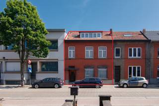 Totaal te renoveren stadswoning .<br />Mits dakisolatie nieuwe ramen en verwarming energiepijl C.