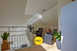 Pal in het centrum van Nieuwpoort-stad vindt u dit luxueus appartement (89m² + 5m² terras) met 2 slaapkamers. Dit prachtige complex is gelegen op...