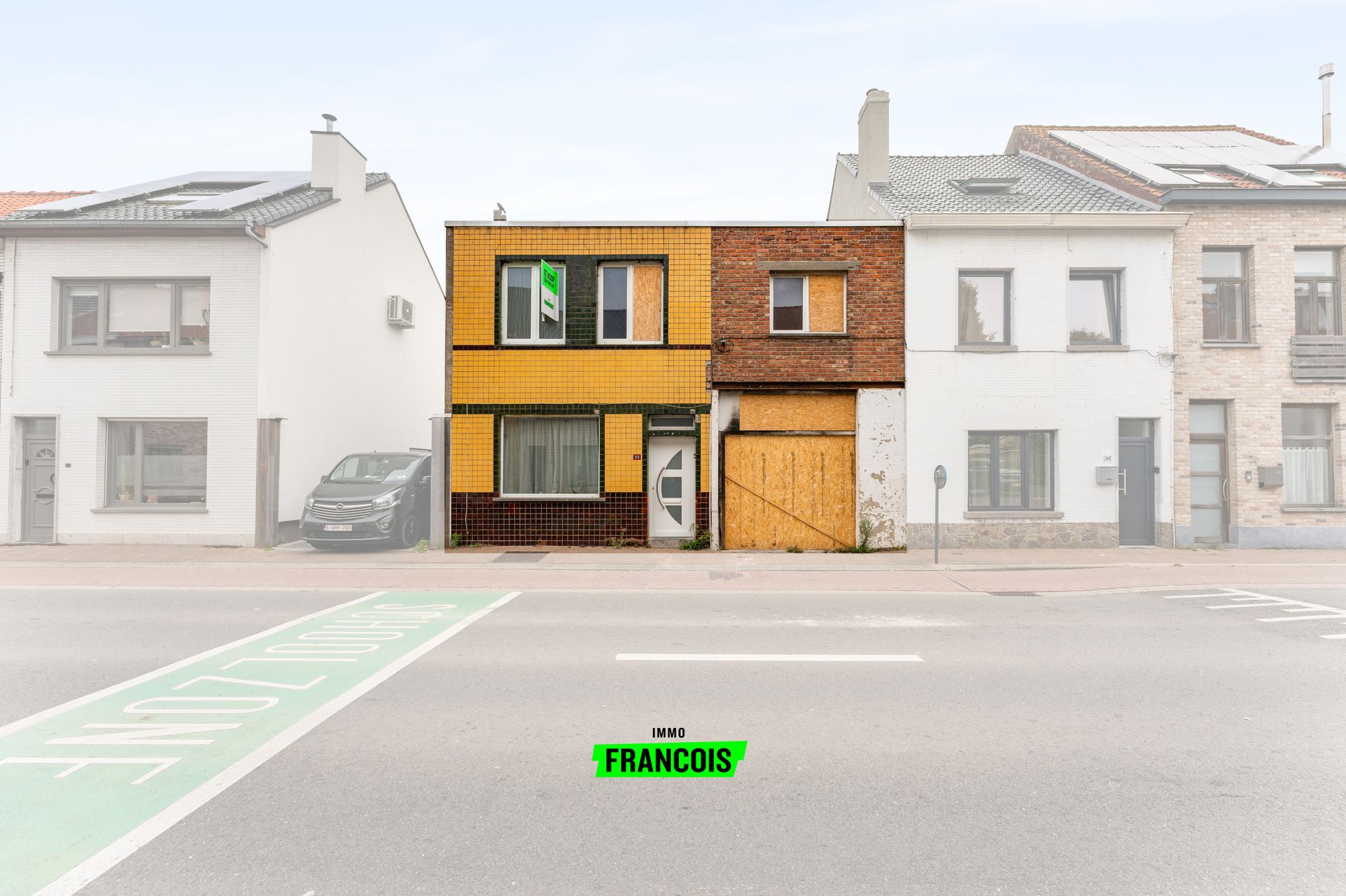 Woonst met loods als unieke heropbouwkans te Blankenberge - foto 1