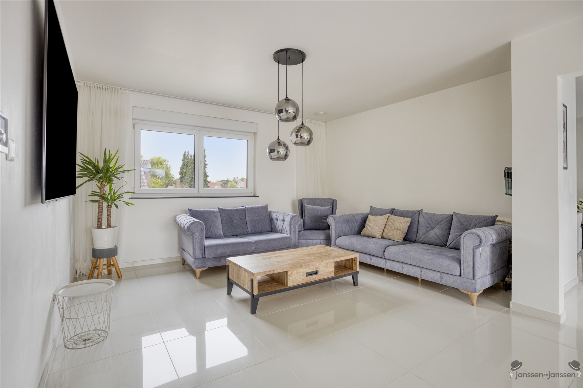 Uitzonderlijk triplex appartement van 251 m² met 5 (mogelijkheid tot 6) slaapkamers en groot terras te Leopoldsburg - foto 3