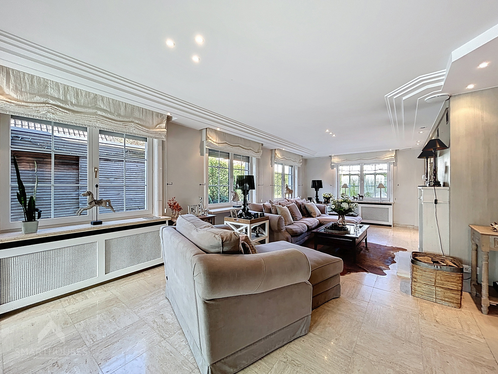 Ruime villa op 1007m² met 4 slpks, bureel en dubbele garage - foto 4