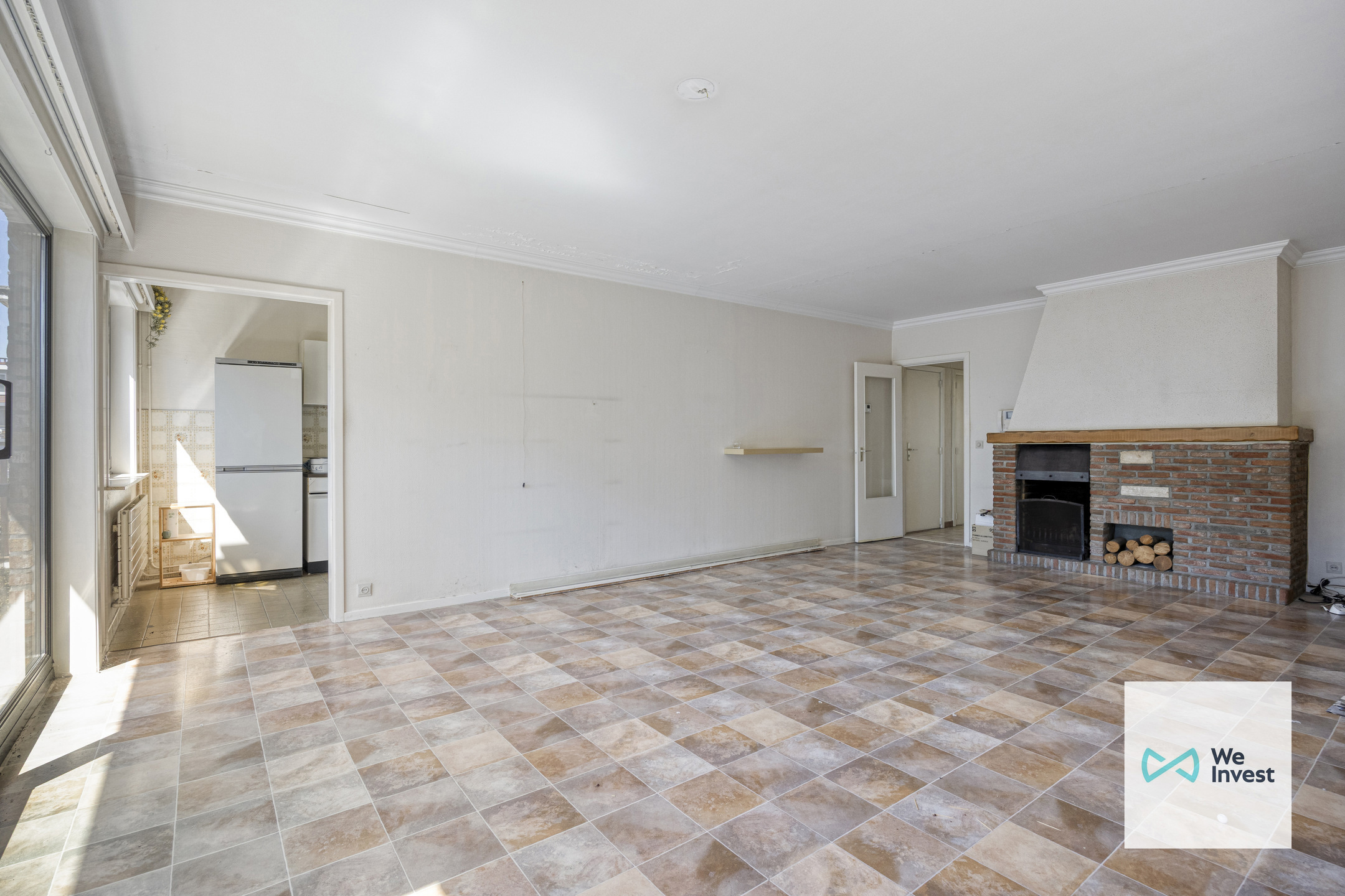Ruim 2-slaapkamerappartement met balkon en binnenstaanplaats - foto 4