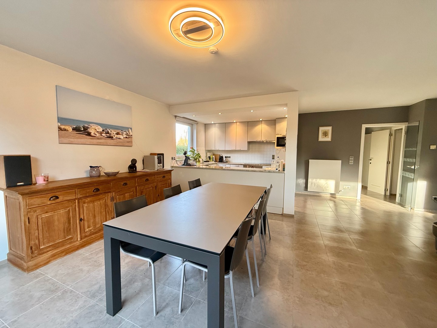 Ruim appartement met zonnig terras en tuintje. - foto 4