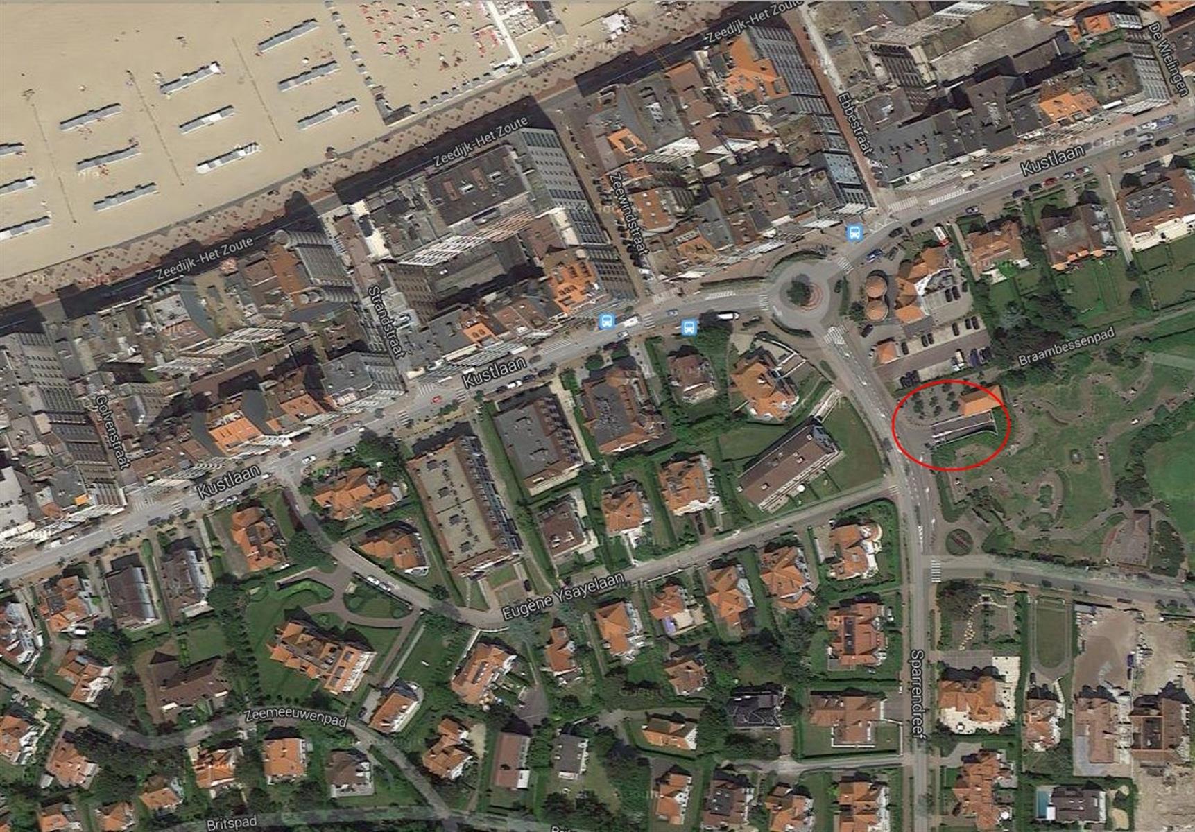 Makkelijk inrijdbare garagebox op niveau -2 onder de Minigolf - foto 2