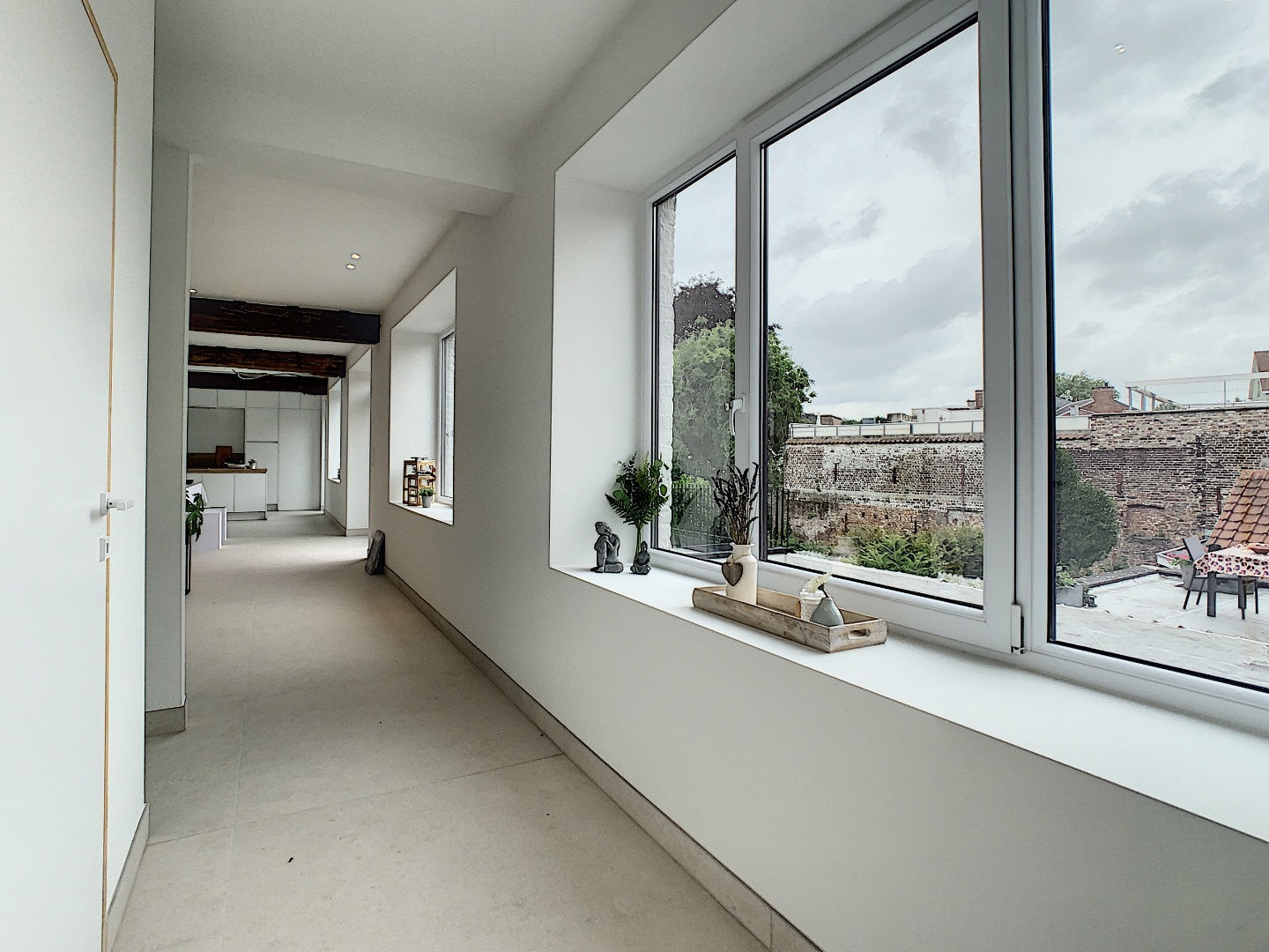 Te huur, energiezuinige duplex met 3 slaapkamers en terras in hartje Oudenaarde! - foto 5