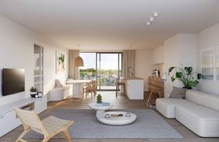 OPENDEUR ZONDAG 25 OKTOBER TUSSEN 10U-12U. <br />Nieuwbouwappartement (154m2) met 3 slaapkamers en een terras van 44m2 in centrum De Panne te koop.<br /><br />De geafficheerde prijs is exclusief BTW en registratierechten.<br />Prijs inclusief 6% BTW en registratierechten, bijkomende kosten en berging: 840.000 euro<br />Prijs inclusief 21% BTW en registratierechten, bijkomende kosten en berging: 908.000 euro<br /><br /> Mogelijkheid tot aankopen onder 6% btw. <br />Deze exclusieve nieuwbouw in De Panne is gelegen in de Zeelaan nr 100, pal in het centrum van De Panne en op wandelafstand van het strand. Het appartement bevindt zich op de 7de verdieping en heeft een bewoonbare oppervlakte van 154 m², aangevuld met een ruim westgericht terras van 40 m². Een unieke kans voor wie op zoek is naar een luxueus appartement in De Panne. Dit energiezuinig nieuwbouw in De Panne is gelegen in het centrum, vlakbij winkels, horeca en openbaar vervoer, en op wandelafstand van het strand. <br />Dit appartement kan nog volledig afgewerkt worden naar eigen smaak en wensen, waardoor je hier echt jouw droomwoning aan zee kan creëren. <br /><br />Indeling van het penthouse<br />Er is een inkomhal met mogelijkheid tot vestiairekast, een praktische berging voor wasmachine en droogkast en een gastentoilet.<br />De eerste slaapkamer beschikt over een aansluitende badkamer met inloopdouche, ligbad en lavabo. De lichtrijke leefruimte met zithoek geeft rechtstreeks uit op het grote terras, ideaal om te genieten van de avondzon. Aansluitend bevindt zich de open leefkeuken met eiland. Verder zijn er nog twee ruime slaapkamers en een badkamer.<br /><br />De oplevering is voorzien tegen eind 2027.<br />Een absolute meerwaarde is de uitstekende energieprestatie: E-peil onder 20 door verwarming via geothermie en de hoogwaardige isolatie- en bouwtechnieken.<br /><br />Benieuwd naar de plannen of wens je meer informatie? Contacteer Marie 0469 66 49 11.