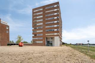 Droom jij van wakker worden met uitzicht op de Schelde, het omliggende groen én zelfs het Atomium aan de horizon?In dit exclusieve appartement op de...