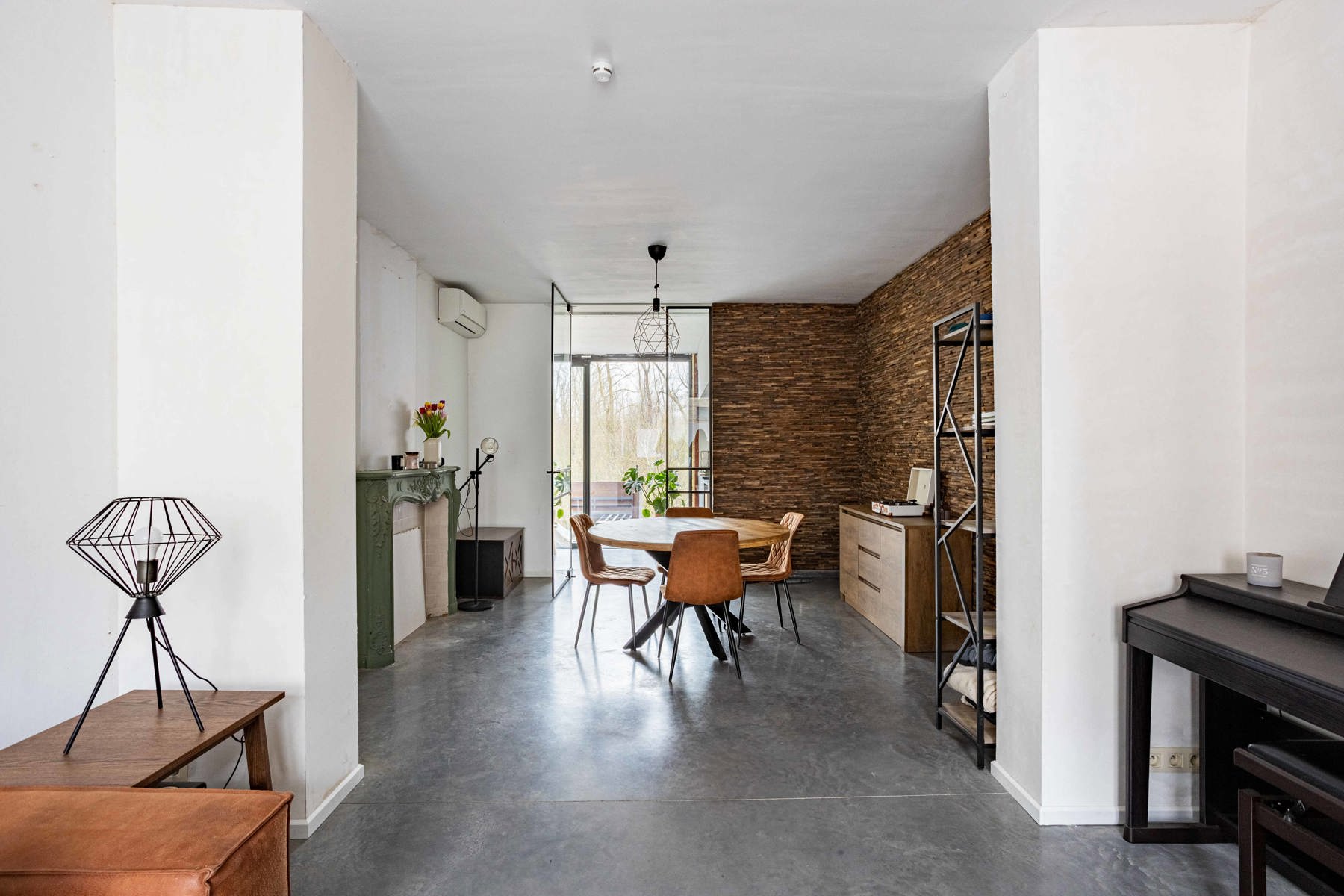 Exclusief wonen in Schendelbeke – af te werken woning met privé bos - foto 3