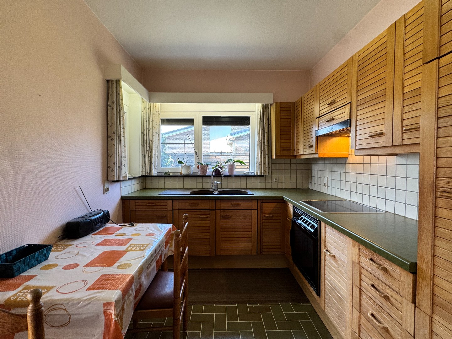 Woning op groot perceel met 3 slaapkamers en garage te Deinze - foto 5