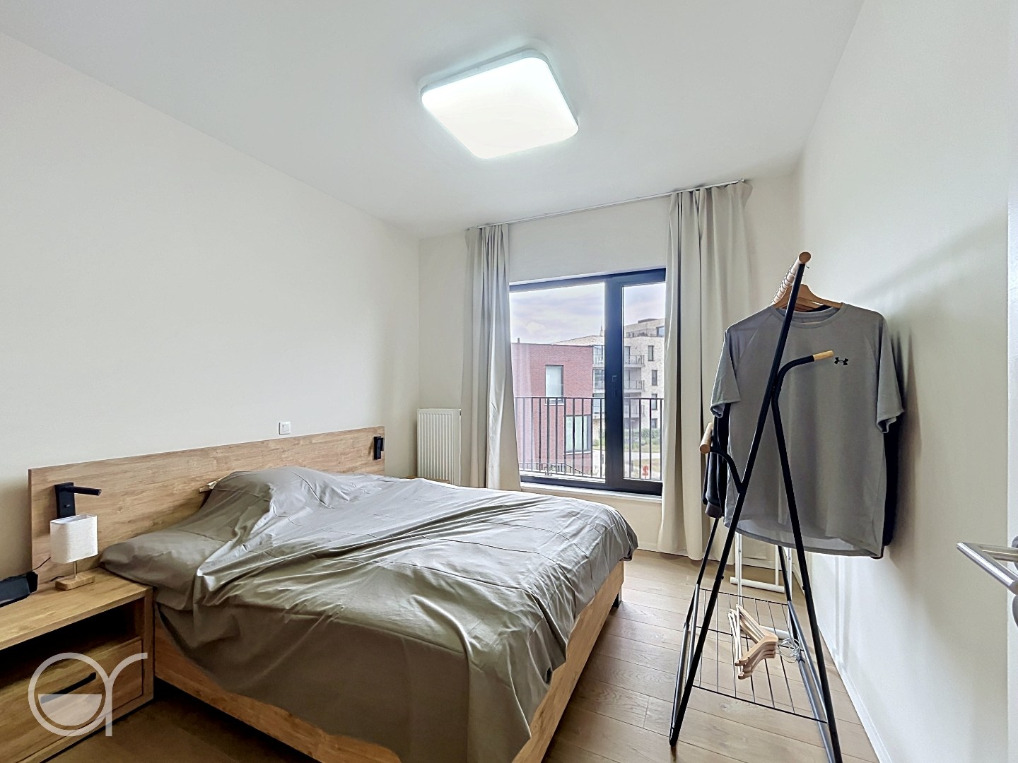 Recent 1 slaapkamer appartement met zicht op water - foto 5