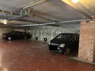 Well-located parking space for sale, very centrally located in Middelkerke, Koninginnelaan 26, in the basement of the Frederik...