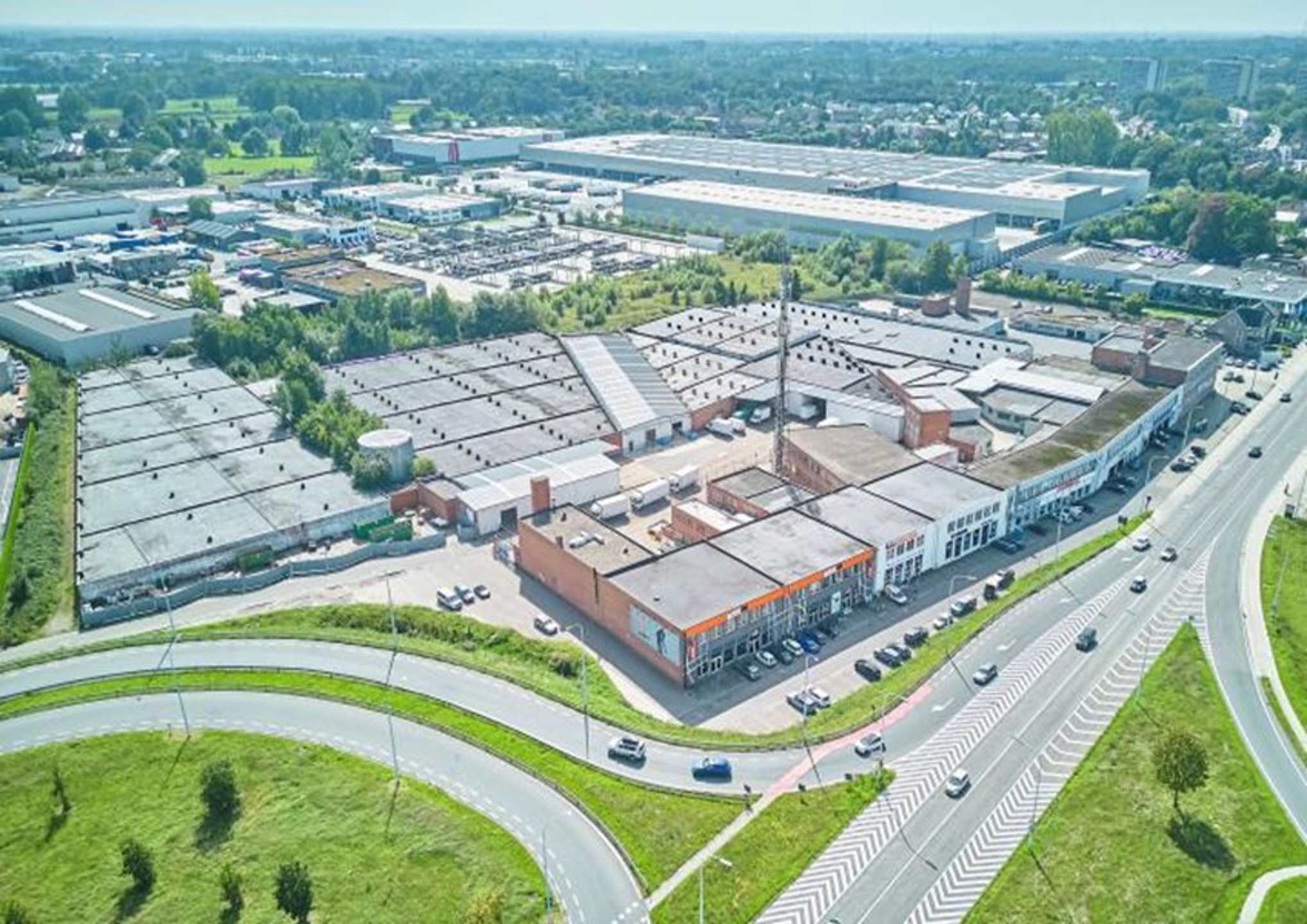 Strategisch gelegen 2V kantoor ABP UNIGRO Unit 17 - 1.475m² - foto 2