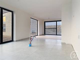 MOGELIJK AAN 6% BTW!!!Deze woning van 264 m² heeft een kelder bestaande uit inkomhal, technische berging, garage, kelder- en tuinberging. Vervolgens...