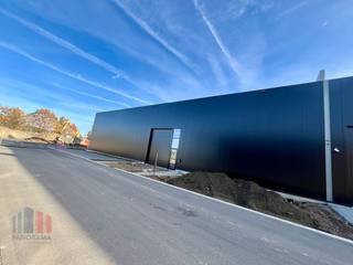 Bedrijfsgebouw van 876 m² te huur op minder dan 3 km van de Hasseltse Ring.Het magazijn (brandklasse C) heeft een vrije hoogte van 6,90 m en is...