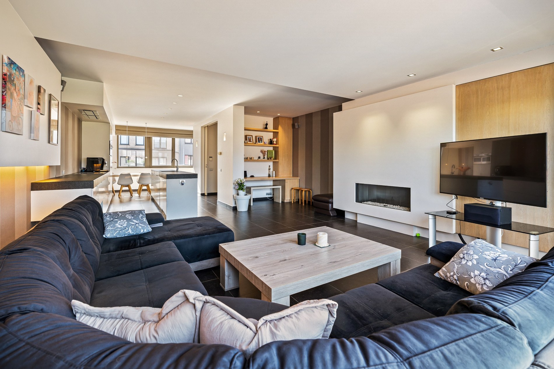 Duplex appartement van 140 m² in het centrum van Ravels - foto 3