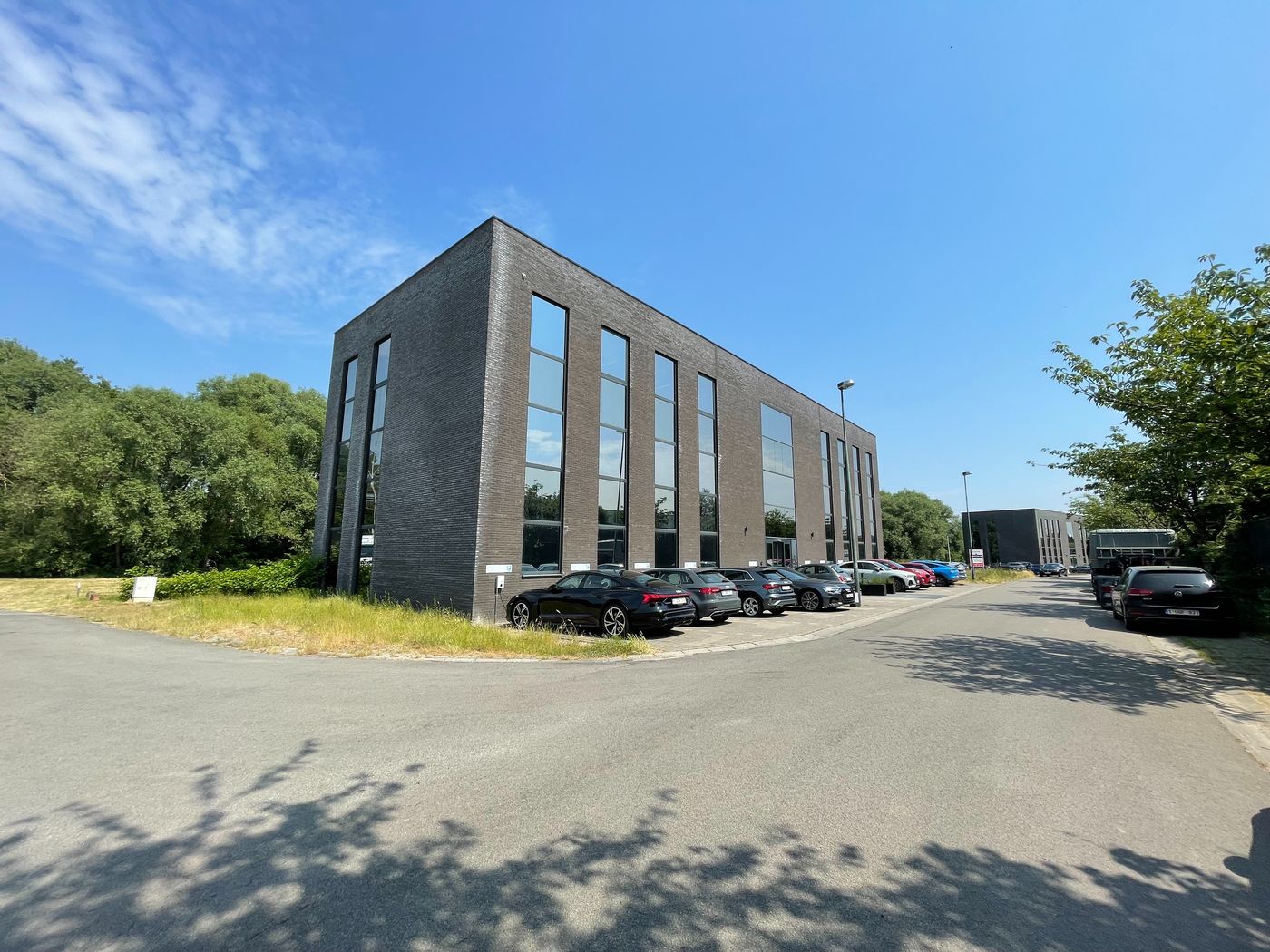 824 m² kantoren / polyvalente ruimte nabij R0 te Grimbergen - foto 3