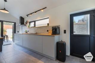 OPENDEURDAG OP ZATERDAG 30 MEI 2026 ( tussen 11u00 en 17u00 ) op afspraakU kunt een BOD uitbrengen op deze woning, rekening houdend met de...