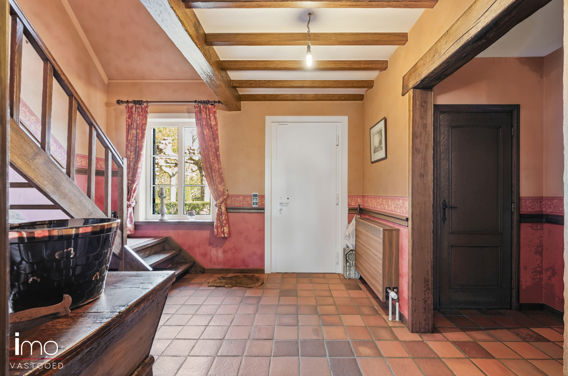 Karaktervolle villa met ruime tuin op centrale ligging in Beerzel - foto 2