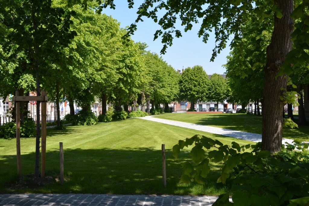 Uniek handelspand op toplocatie voor 289000 EUR - foto 2