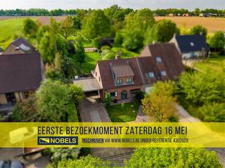 <span><span><strong>1ste bezoekdag zaterdag 16 mei! Inschrijven kan via www.nobels.be onder referentienummer 4302528.</strong></span></span><br /><br />ENERGIEZUINIGE GEZINSWONING gelegen op een UITERST LANDELIJKE LIGGING te Zwalm, op een RUIM PERCEEL van ca. 2.021 m² met AANPALENDE WEIDE. Deze eigendom vormt de IDEALE THUISBASIS voor GEZINNEN en DIERENLIEFHEBBERS, met alle ruimte om te genieten van het BUITENLEVEN. Daarnaast biedt de ligging een VLOTTE BEREIKBAARHEID richting OUDENAARDE EN GENT. Met een BEWOONBARE OPPERVLAKTE van ca. 171 m² en een PRAKTISCHE INDELING biedt deze woning alle COMFORT voor het hele gezin. Bovendien zorgt het gunstige EPC-LABEL B, in combinatie met 21 ZONNEPANELEN en GROENESTROOMCERTIFICATEN, voor een LAGE ENERGIEKOST en TOEKOMSTGERICHT WONEN.<br />De indeling gaat als volgt: via de inkomhal met gastentoilet heeft u toegang tot de ruime open leefruimte met aanpalende ingerichte open keuken en zicht op de tuin. Verder beschikt het gelijkvloers over een praktische berging en een ruime ingerichte badkamer. Op de 1ste verdieping vindt u 3 slaapkamers en een 2de, nog in te richten badkamer. Eén van de slaapkamers beschikt over een vaste trap naar de zolder, waar zich een 4de slaapkamer of extra bergruimte bevindt.<br />Buitenshuis geniet u van een zonnig terras, een groene tuin en een aanpalende weide met paardenbox, paddock met drainagesysteem en grasweide. Vooraan bevindt zich een ruime oprit met carport voor 2 wagens.<br /><br />Adres: Paulatemstraat 32 te Zwalm<br /><br />EPC: 163kWh/m², G-score en P-score A, Geen renovatieverplichting van toepassing, Bestuursmaatregelen in het maatregelenregister: Nee