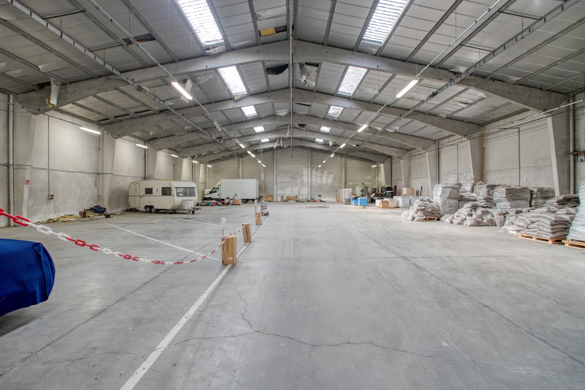 Magazijn (ca. 1.680 m²) te koop in Ronse - foto 4