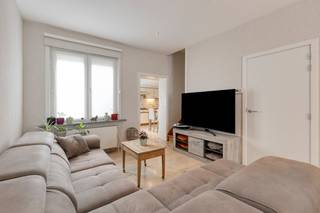 Jolie maison à vendre à Voormezele avec 3 chambres, garage intérieur et jardin frais avec terrasse. La maison a fait l'objet d'une rénovation...
