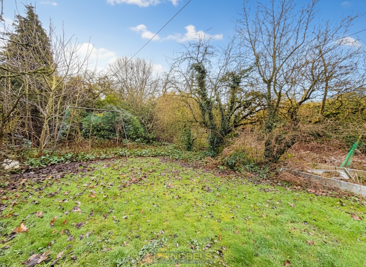 Te koop, Charmante villa met renovatiepotentieel op topligging te Zulte! - foto 3